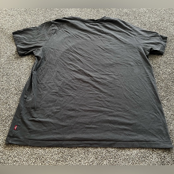 Levi’s t-shirt - Picture 7 of 8
